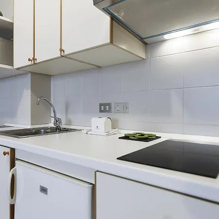 Contempora - Elvezia Park - One Bedroom E24 * Milán
